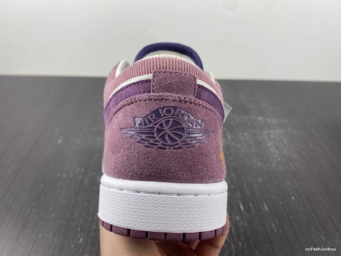 Jordan Air (W) Unity Low DR8057-500 1 0719